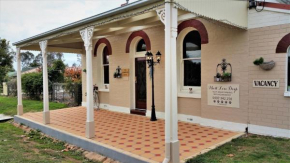 Must Love Dogs B&B & Self Contained Cottage, Rutherglen